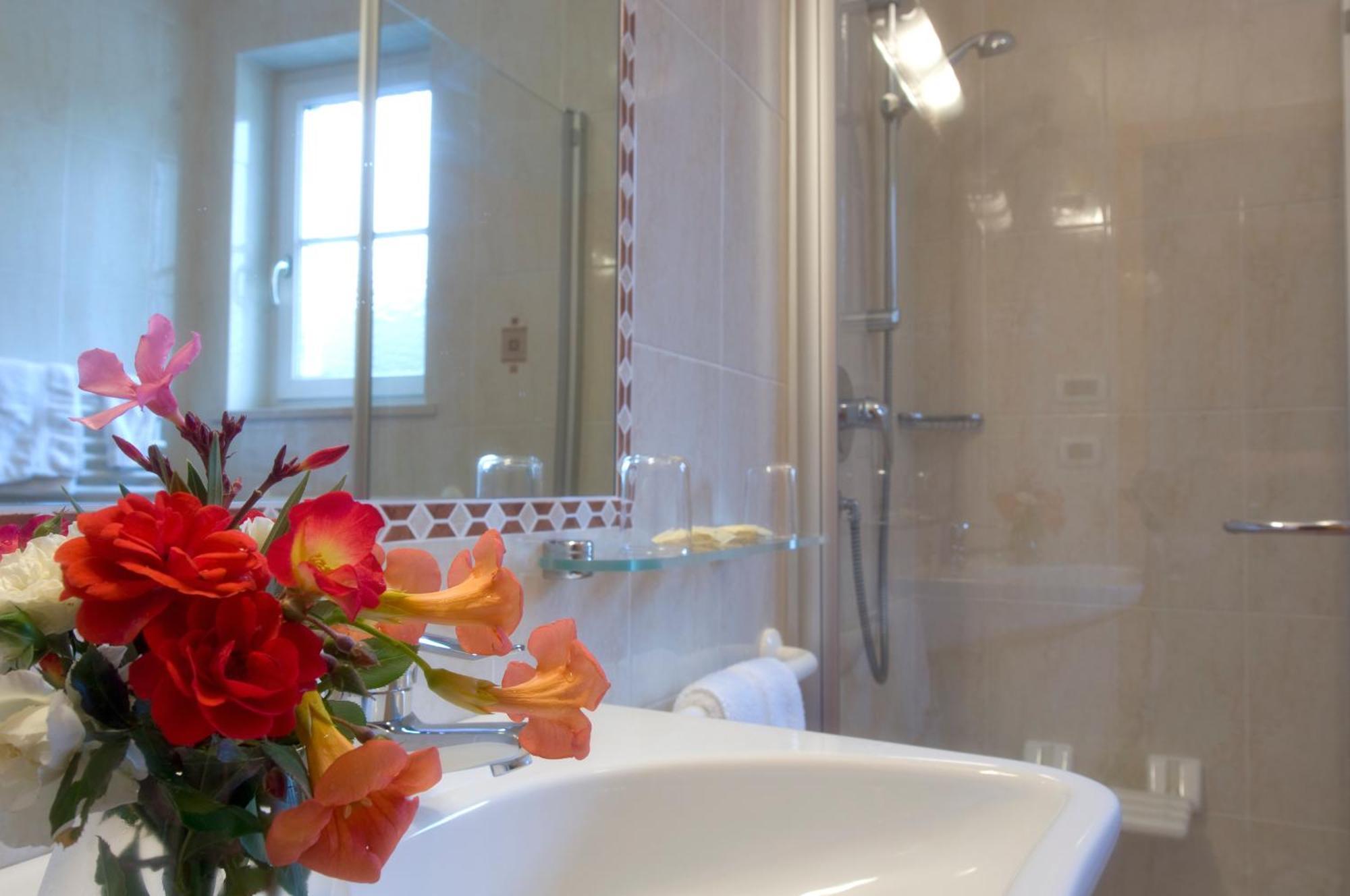 Hotel Loewenwirt Tscherms Dış mekan fotoğraf