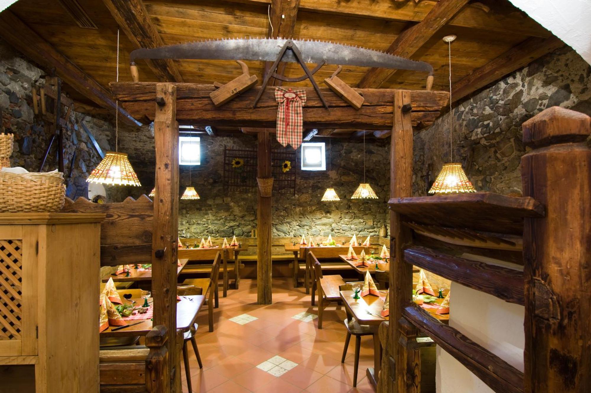 Hotel Loewenwirt Tscherms Dış mekan fotoğraf