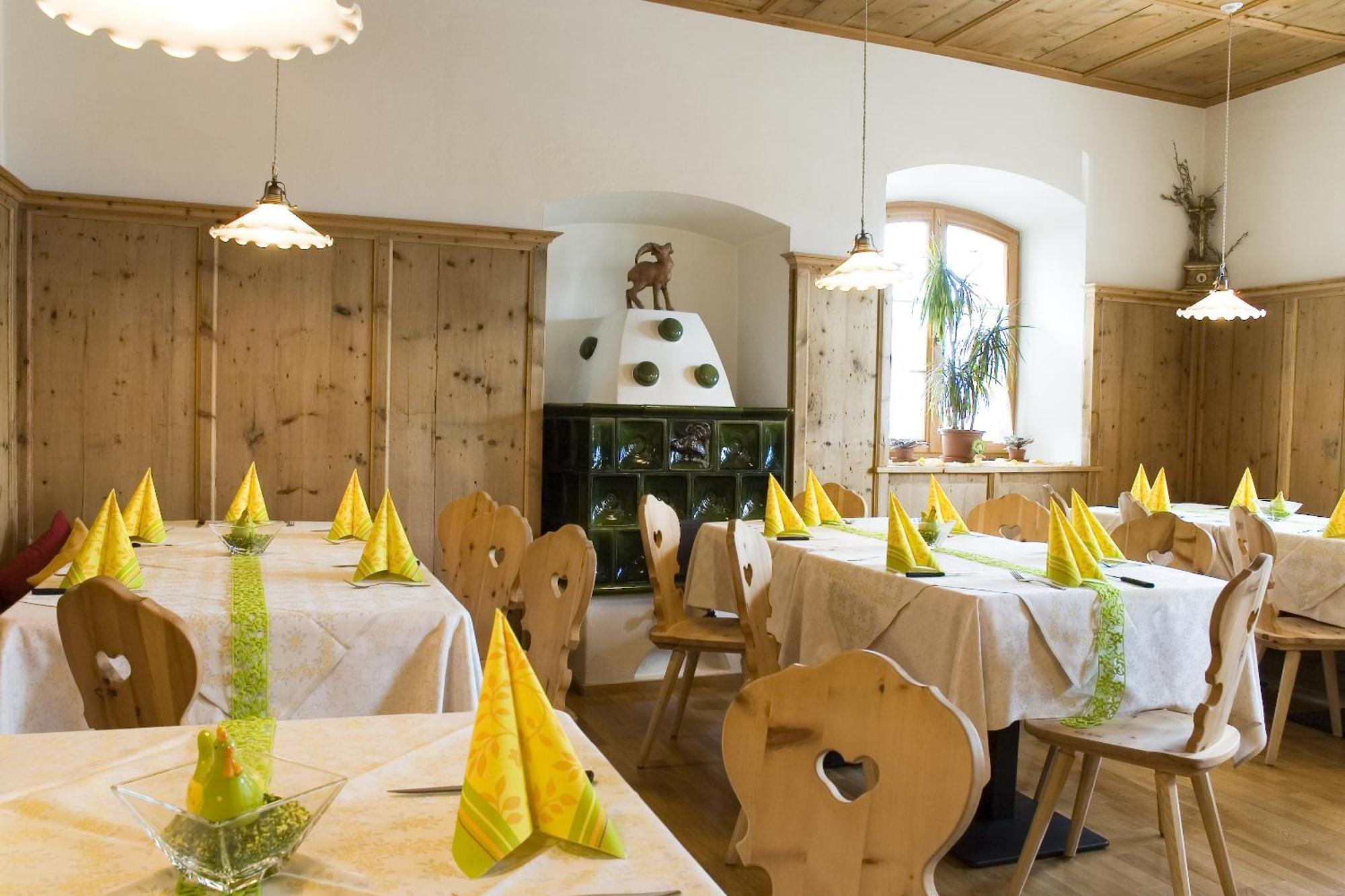 Hotel Loewenwirt Tscherms Dış mekan fotoğraf